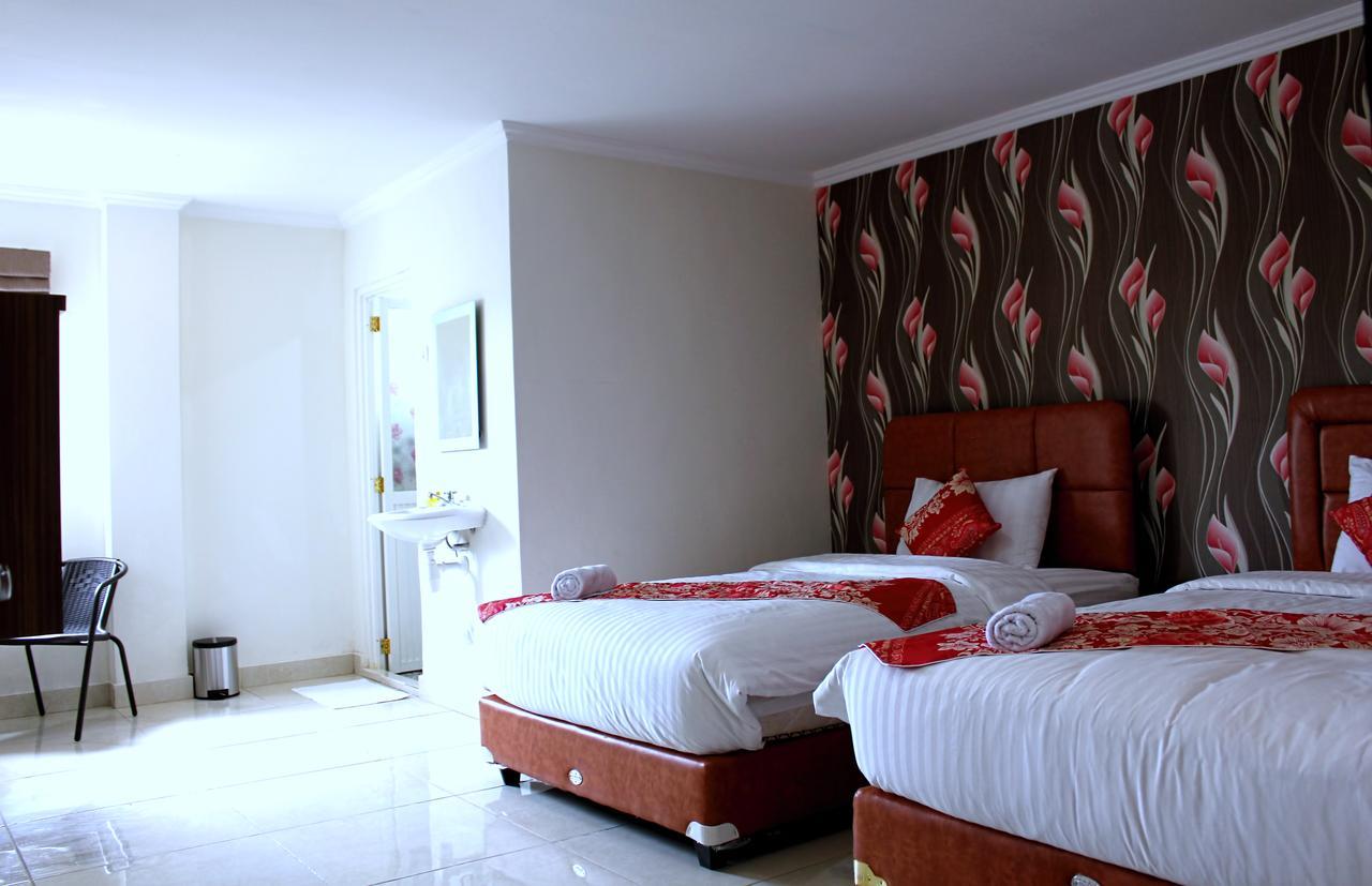 Mel'S Inn Manado Eksteriør bilde