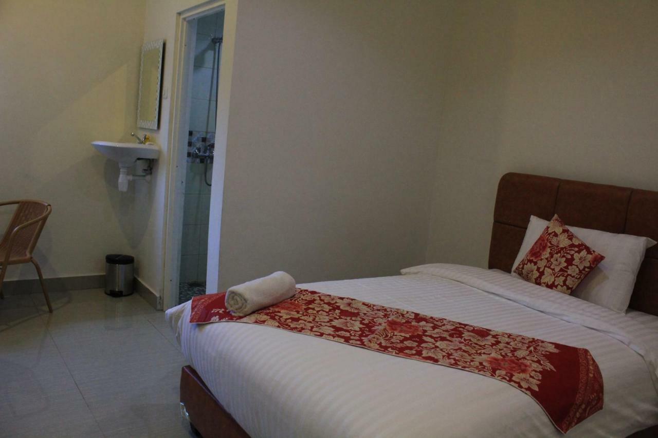 Mel'S Inn Manado Eksteriør bilde